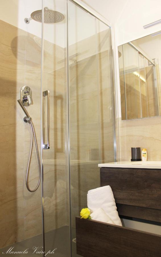 Seafront Apartment ซาแลร์โน ภายนอก รูปภาพ