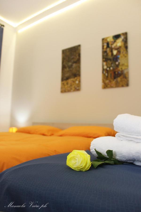 Seafront Apartment ซาแลร์โน ภายนอก รูปภาพ