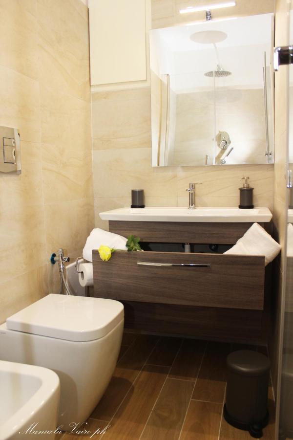 Seafront Apartment ซาแลร์โน ภายนอก รูปภาพ